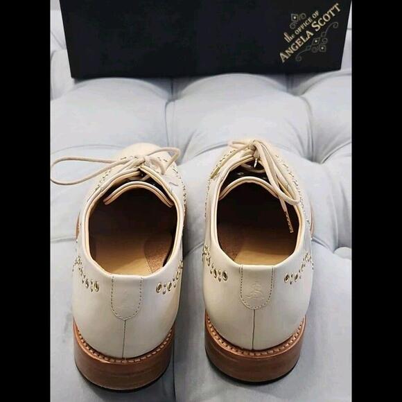 The Office of Angela Scott Wingtip Oxford Beige Patent Leather Womens Shoes 40 9 - Picture 9 of 16